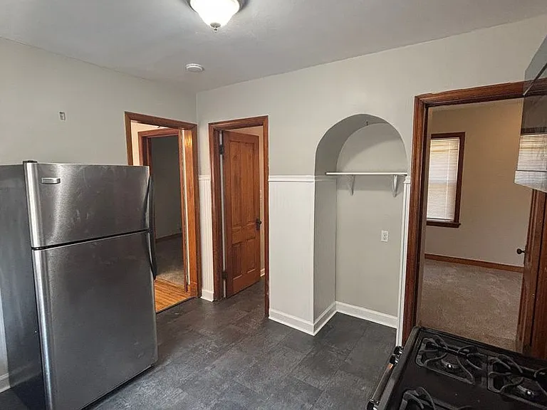2920 N Bremen St — Photo 2