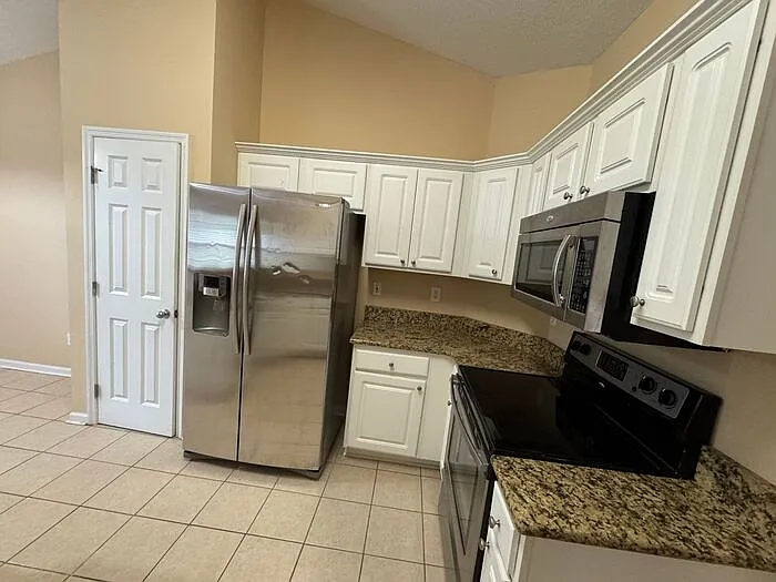 137 Clover Ridge Dr — Photo 18