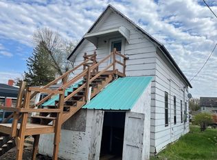 340 8th St #1, Windom, MN 56101