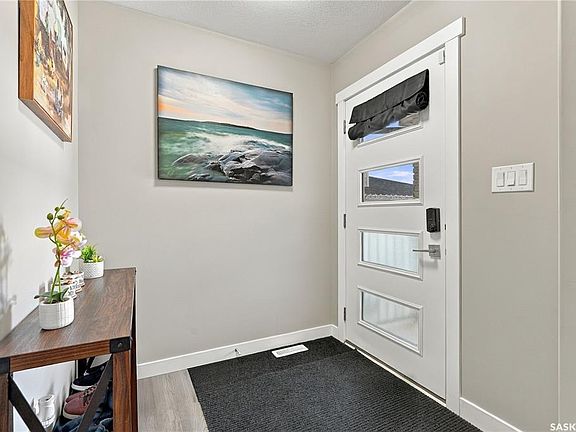 4th image of 160 Tufts WAY