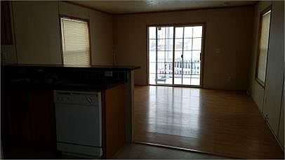 1st image of 60 Hathaway St Trlr 28