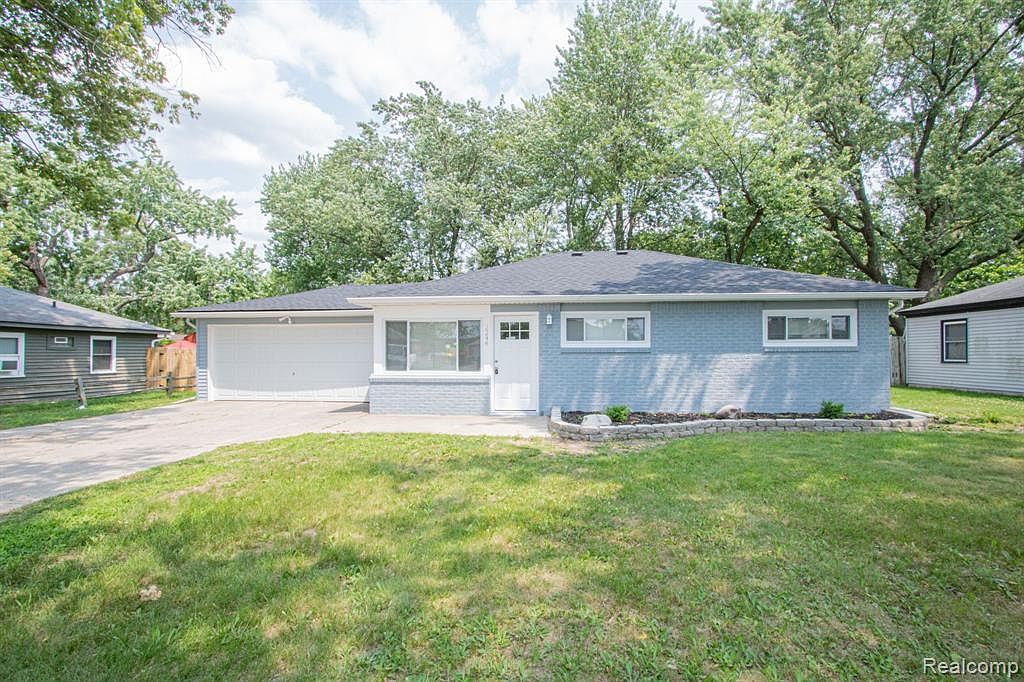 2248 Kohler St, Waterford, MI 48329 Zillow