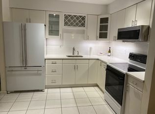 45 Hussa St, Linden, NJ 07036