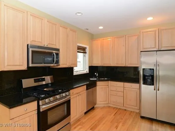 514 N Claremont Ave #2, Chicago, IL 60612