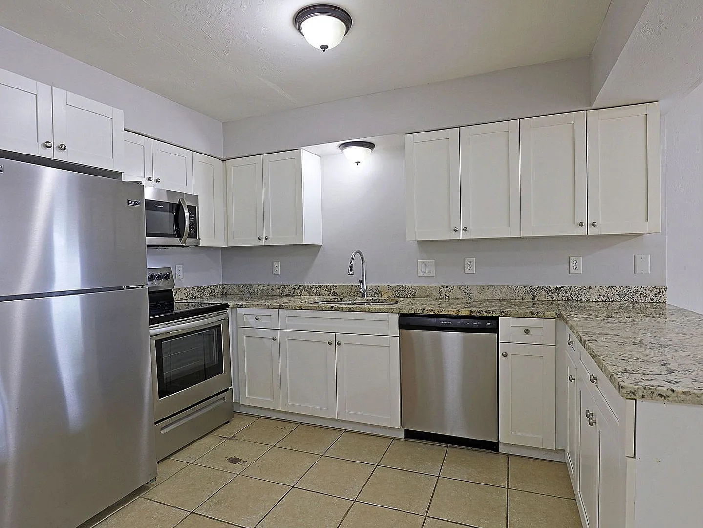 Duplex Cape Coral 3725 — Photo 3