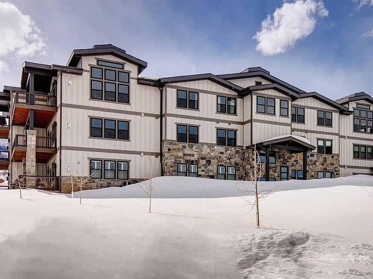 1145 E Helling Cir #103 — Photo 40