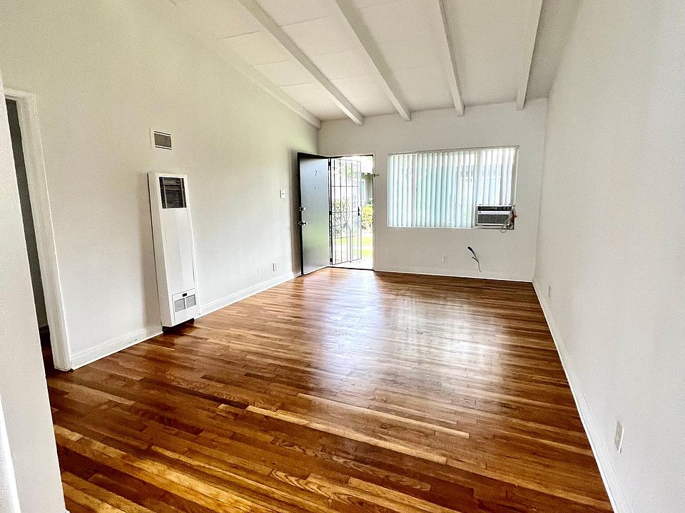 1st image of 1106 W Broadway APT 2