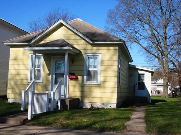 1719 Wood St, La Crosse, WI 54603