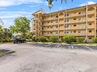 3905 N Nob Hill Rd APT 300, Sunrise, FL 33351