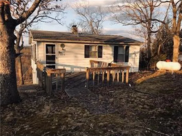 28260 Bluff Rd, Warsaw, MO 65355