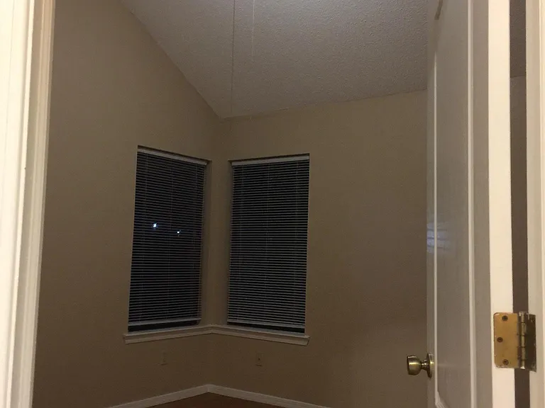 11444 Lone Wolf Cir — Photo 13