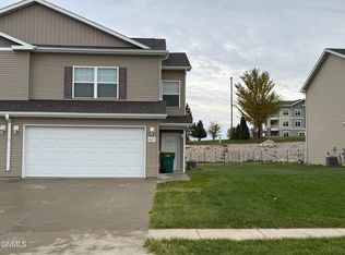 821 Bremner Ave NE, Bismarck, ND 58503
