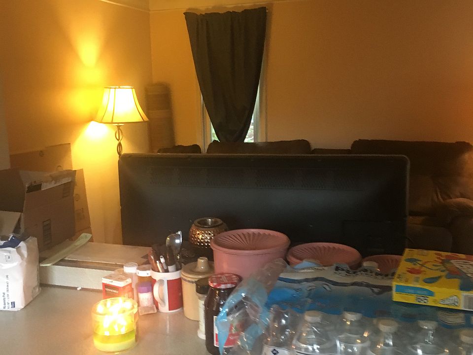 1st image of 4501 Woodhall St