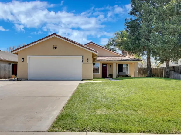 2842 S Maselli Court, Visalia, CA 93277