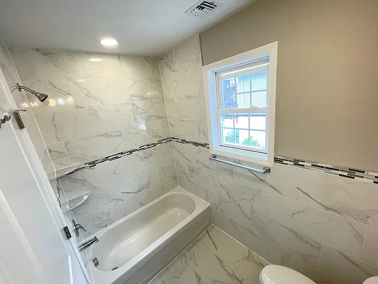 345 N 2nd St #1 — Photo 6