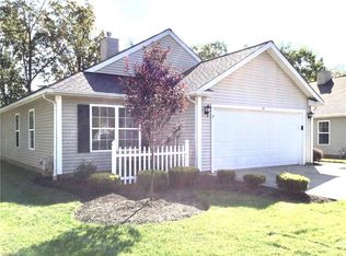 116 Chesterton Ln, Aurora, OH 44202