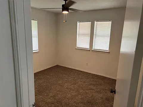 1243 Cedarbrook Trl — Photo 6