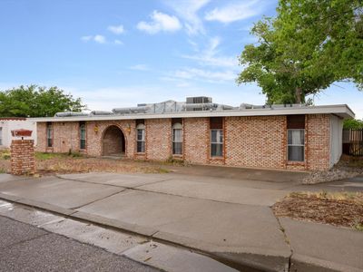 1813 Kriss Pl NE, Albuquerque, NM, 87112