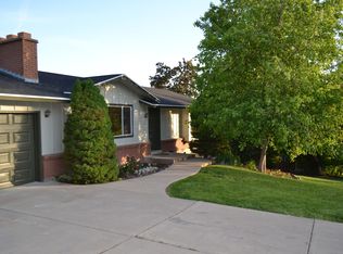 930 E Kingswood Rd, Kaysville, UT 84037