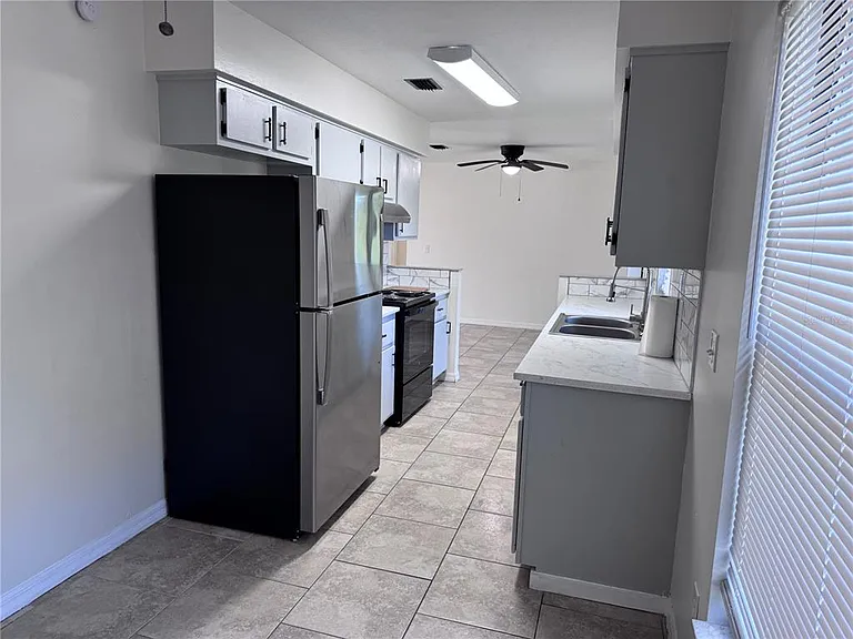 15144 SW 27th Ct — Photo 5