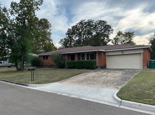 104 N Emberwood Dr, Robinson, TX 76706