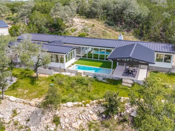1752 Demi John Bend Rd, Canyon Lake, TX 78133