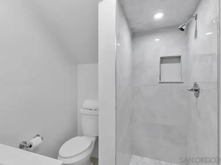 119 Spinnaker Ct — Photo 11