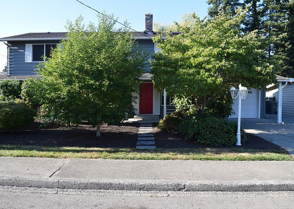 1st image of 5009 186th Pl SW