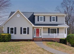 417 Summertree Ct, Winston Salem, NC 27127