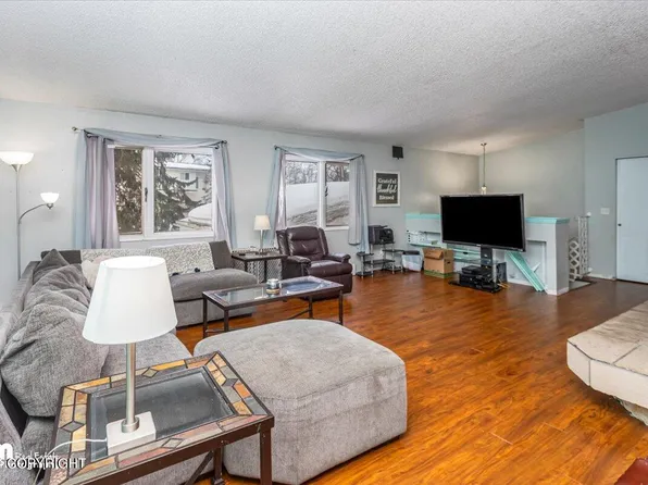 4253 Pinnacle Cir #20, Anchorage, AK 99504