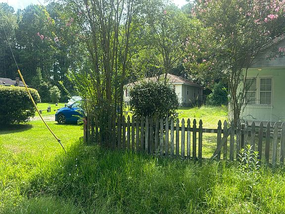 2nd image of 508 Parsons Rd