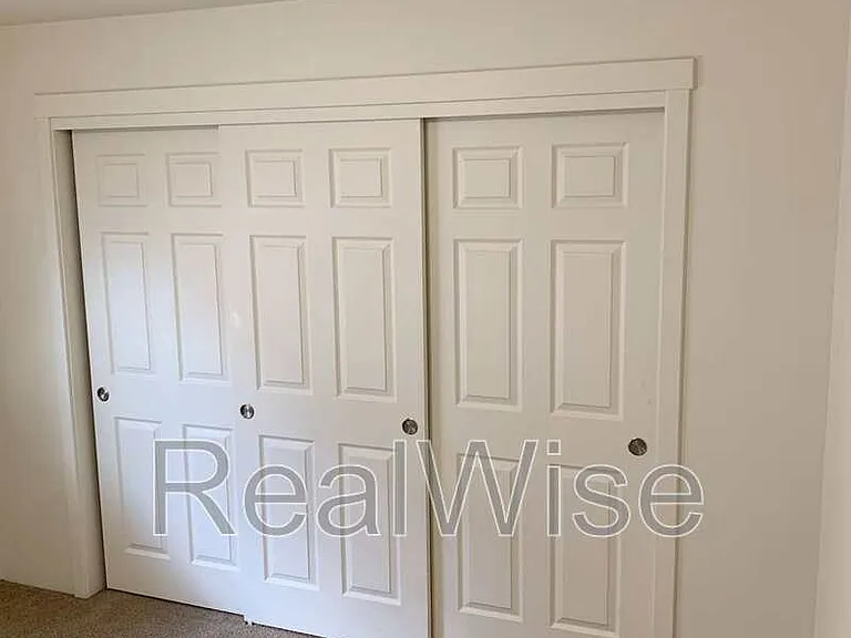 1188 SW Derek Ln — Photo 10