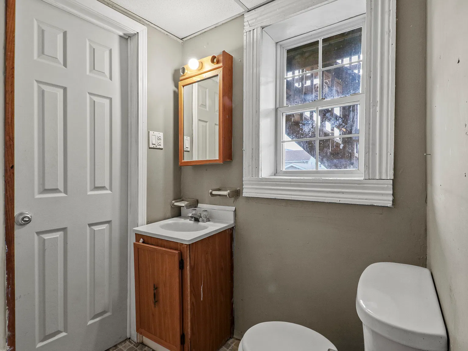 2 bed, 1000 sqft, $995 — Photo 4