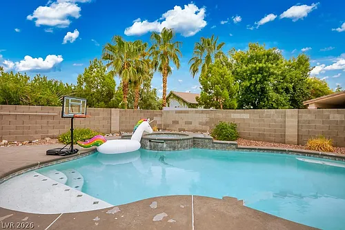 1798 Lakewood Dr Photo 1