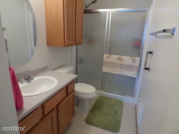 3rd image of 1333 Toole Ave Unit B2