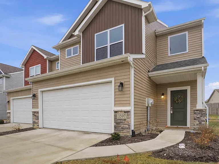 3597 Canal Square Dr — Photo 1