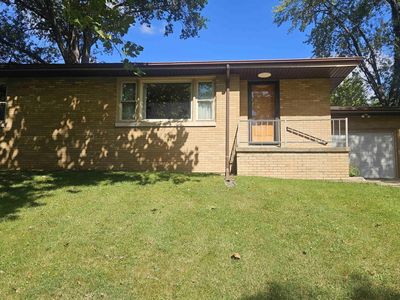 343 S Sycamore Ter, Canton, IL, 61520