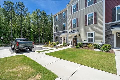 Additional Off -Street parking in front of Townhouse