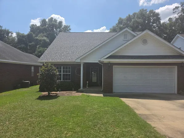606 Frankfort Dr, Dothan, AL 36305