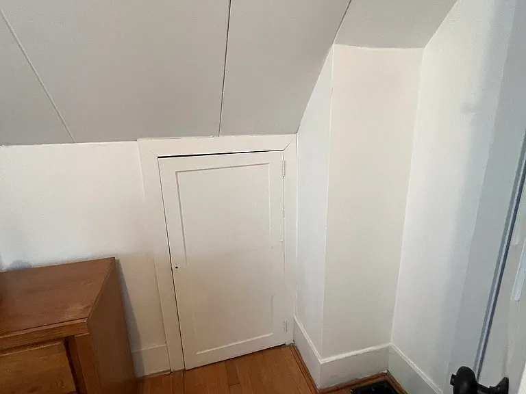 321 Linn St — Photo 12