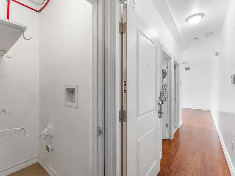 239 Baldwin Ave #3 — Photo 14