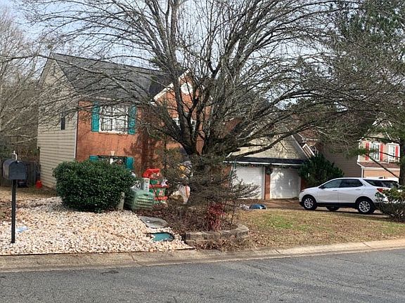 3rd image of 4395 Windmoor Dr NW