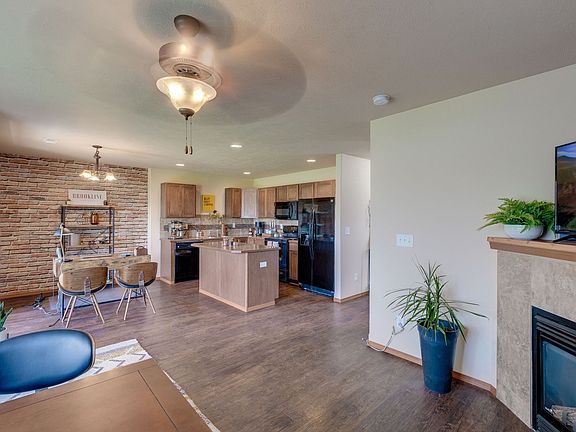 4th image of 1317 N Arc St #603