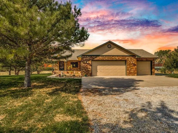 927 N 343rd St W, Cheney, KS 67025