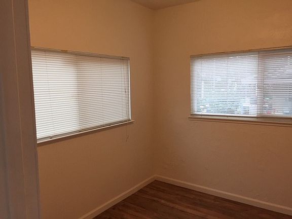 5th image of 2724 Santa Clara Way