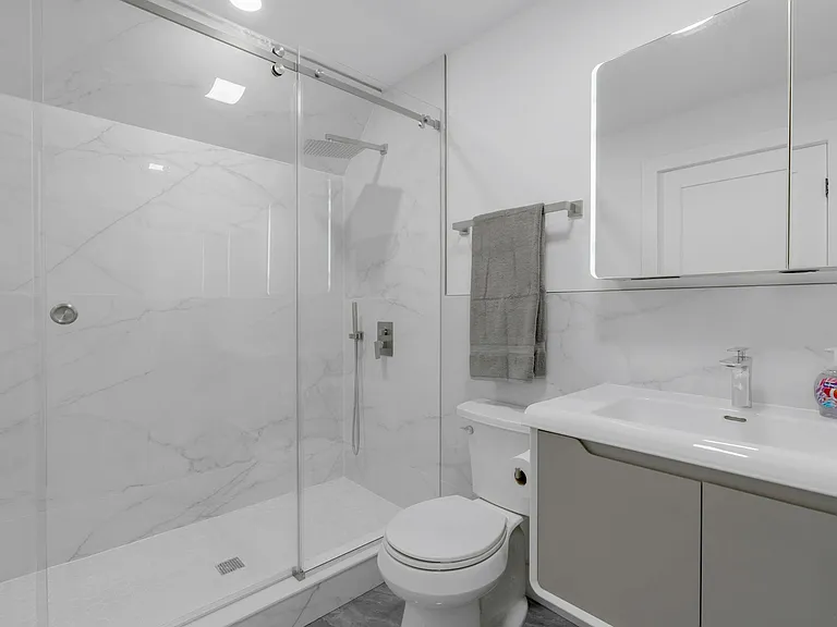 19 Hamilton Ave #3 — Photo 14