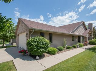 405 Greenvalley Dr, Racine, WI 53406
