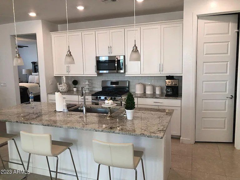 9742 E Red Giant Dr — Photo 4