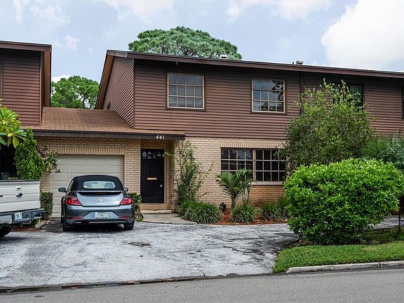 4th image of 441 Palm Ave N