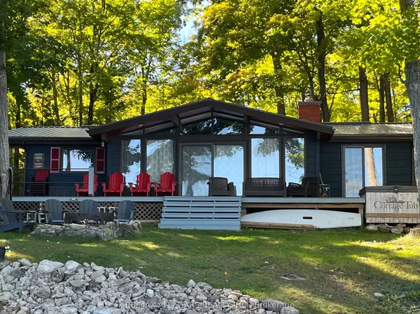 686 Grand Is, Kawartha Lakes, ON K0M 1N0